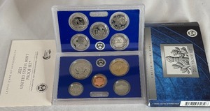 lot 119 image: 2023 Proof Set - original package with COA