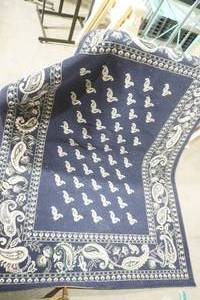 lot 25 image: large area rug