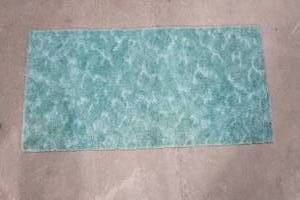 lot 26 image: Velvet Teal carpet saver