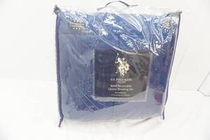 lot 51 image: NWT U.S. POLO ASSN. Solid Reversible Queen Bedding Set. 1 Comforter & 2 Shams