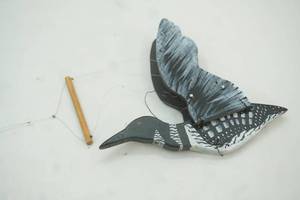 lot 57 image: Wooden Flying Hanging Loon. 7 long