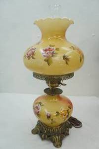 lot 71 image: Vintage Gone with the Wind Style Hurricane Lamp whand painted floral design