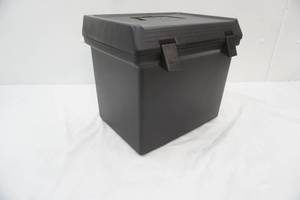 lot 79 image: Portable File Box (poly)