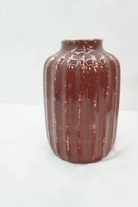 lot 138 image: Vintage Ceramic Vase 11 tall