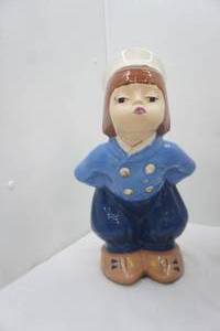 lot 142 image: Vintage Ceramic Dutch Boy Statue 16 tall approx. 9.5 wide
