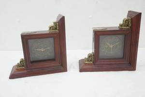 lot 154 image: Clock Bookends