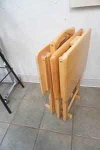 lot 211 image: Wooden TV Trays and Stand