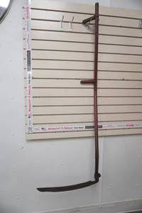 lot 240 image: Vintage Scythe (metal handle)