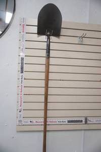 lot 254 image: Spade Shovel