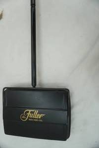 lot 263 image: Vintage Fuller Carpet Sweeper