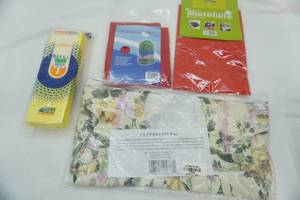 lot 305 image: New Mesh Laundry Bag, Refill Sponge for Mop, Clothespin Bag, Microfiber Cloth (all new)