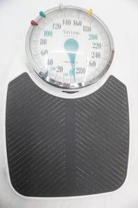 lot 341 image: Taylor Professional Bathroom Scale