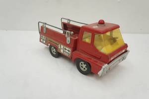 lot 375 image: Vintage Structo Fire Truck by Ertl 1960s1970s