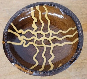 lot 9H image: Charles Halling - Studio Pottery Bowl with Inlaid Yellow Network Pattern