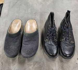 lot 10J image: Dansko Grey Felt Slip-On Mules & Black Leather Lace-Up Boots - size 6