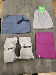 lot 14J image: Unigear Ski Goggles Blue & Black with 2 Pouches & Minus33 Merino Wool Beanie & Purple Neck Gaiter