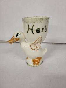 lot 22E image: Vintage Japan Hers Duck Egg Cup - Ceramic Duck Egg Holder