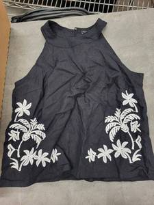 lot 47J image: Ann Taylor Petite Palm-Tree Embroidered Top (8P) & Abstract Print Maxi Dress (10P)