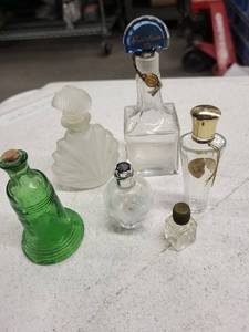 lot 49D image: Shalimar & Guerlain Vintage Glass Perfume Bottles - Assorted Decanters & Miniatures