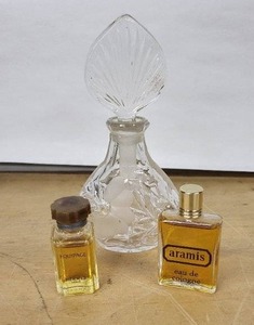 lot 50D image: Crystal Perfume Decanter with Hermes Equipage & Aramis Miniature Bottles