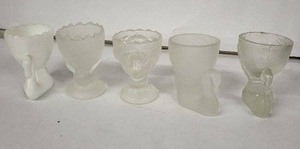 lot 102E image: Vintage Pressed Glass Swan Egg Cups (Lot of 5)