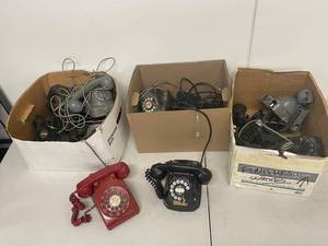 lot 11G image: Large mixed lot vintage rotary telephones Automatic Electric Monophone plus assorted parts decor