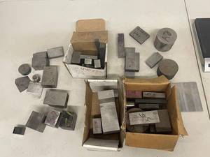 lot 21G image: 50 lb Tool Steel & Stainless Cutoffs Scrap A2 S7 S5 420 440SS Blocks Rounds Stock