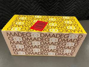 lot 10 image: MadeGood Chocolate Chip Granola Bars 28x24g EC