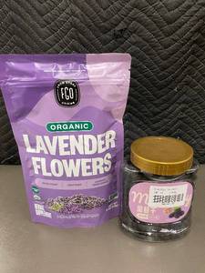 lot 13 image: Organic Lavender Flowers 4 oz & Dried Black Mulberries 400 g Bundle