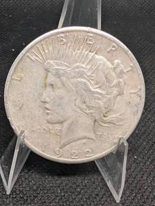 lot 15 image: Peace Dollar 1922-S - United States Mint, 90% Silver One Dollar Coin, Circulated