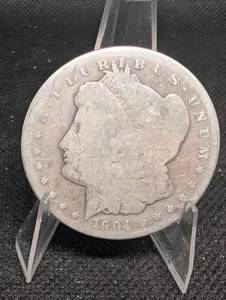 lot 22 image: Morgan Silver Dollar 1904 - U.S. One Dollar Coin, 90% Silver