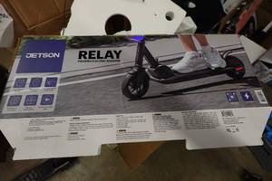 lot 1E image: Jetson Relay Folding Electric Scooter