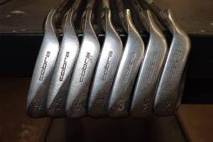 lot 129 image: Cobra Right Handed Irons - 4-PW