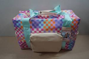 lot 19 image: Jadelynn Brooke Checkered Duffle Bag