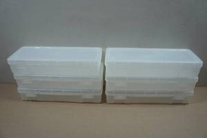lot 169 image: 6 Plastic Organizers