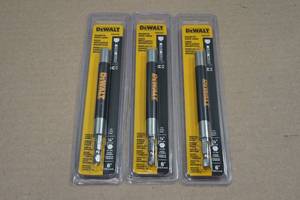 lot 197 image: 3 DeWalt DW2055 Magnetic Bit Tip Holders