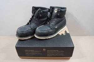 lot 203 image: Irish Setter Wingshooter XD Mens 6 Work Boots Style 83668 - Size 9