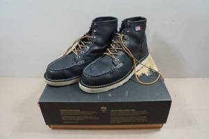 lot 207 image: Danner Bull Run Moc Toe 6 Work Boots - Mens 10.5