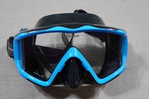 lot 234 image: Cressi Pano 3 Mask