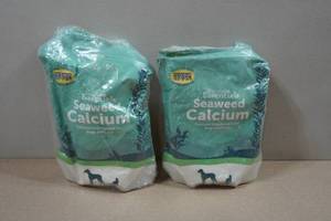lot 263 image: 2 Animal Essentials Seaweed Calcium Supplement