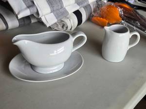 lot 79 image: Gravy Pitcher  Creamer Dish with Plate