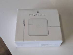 lot 34 image: Apple 85W MagSafe for MacBook Pro Power Adapter A1343 (in original packaging)