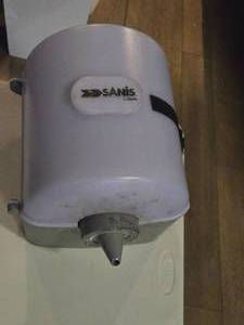 lot 157 image: Commercial Paper Towel Dispenser - Sanis by Cintas