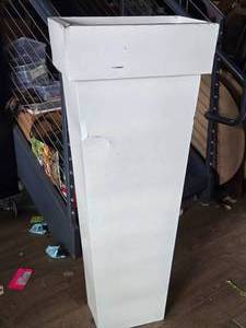 lot 175 image: 43 Metal Planter  Stand