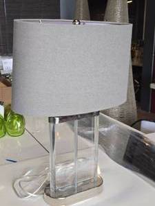 lot 332 image: 23 Clear Glass Lucite Table Lamp  Modern style  with 14 Oval Lamp Shade