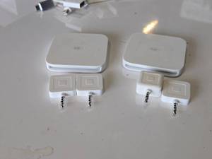 lot 32 image: (2) Square Wireless Readers and (4) Phone Plug-In Square Readers
