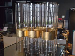 lot 322 image: Lot of (6) 14 Cylinder Vases Clear Glass with Gold Bound Center