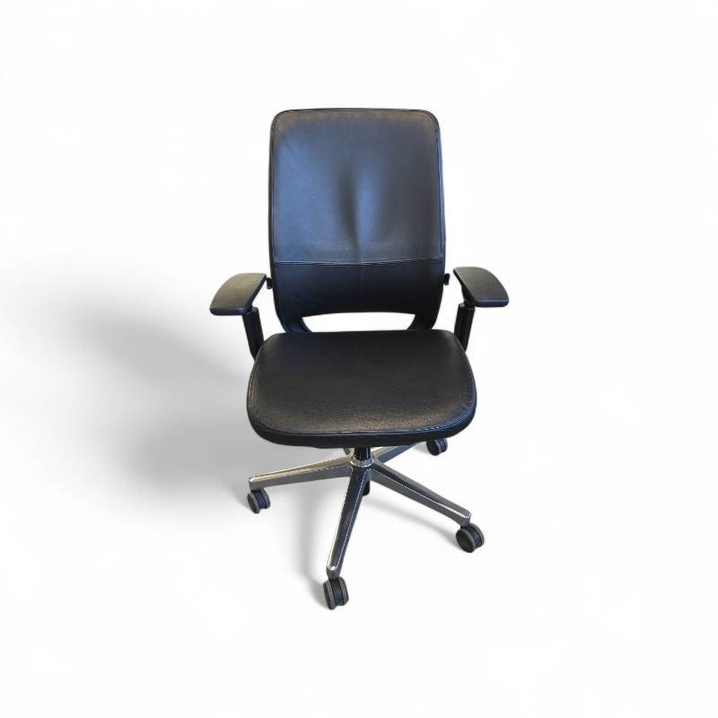 lot 84 image: Steelcase Amia Leather Executive Chair Retails for $1400