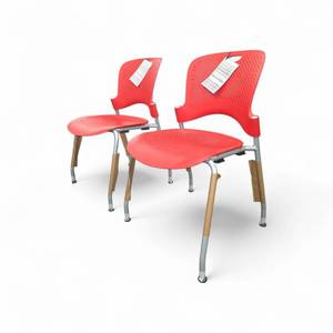 lot 75 image: 2 Herman Miller Stackable Caper Chairs NEW