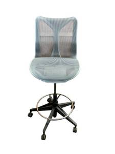 lot 86 image: Herman Miller Cosm Drafting Chair